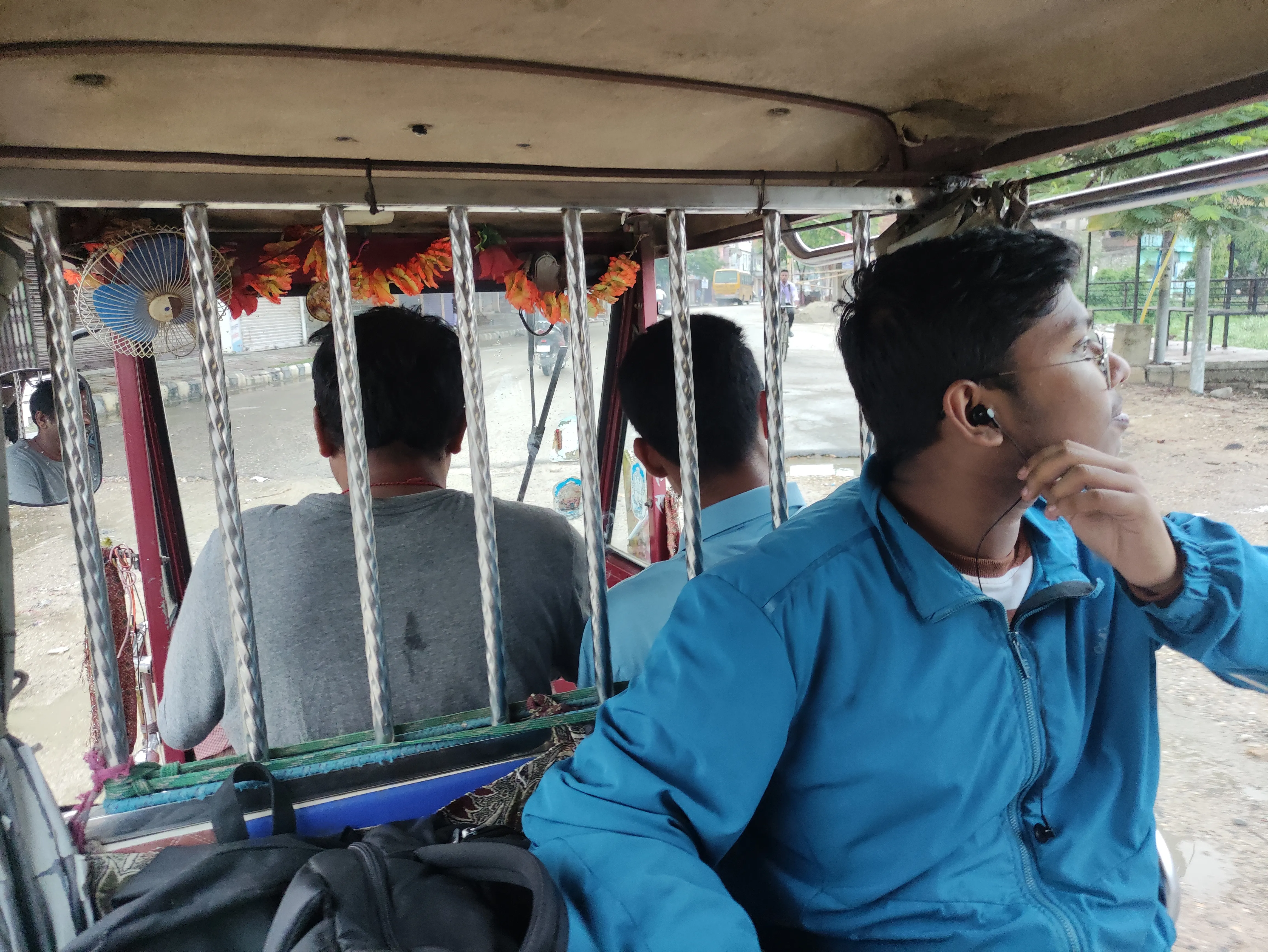 picture of us going to tanuj's house in auto